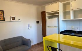 Studio Minimalista Região Central Residencial Padre Kolb 201C